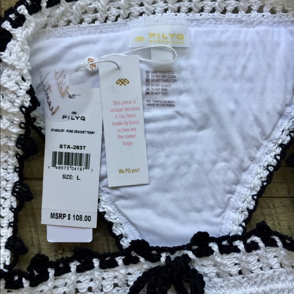 ๐ตPILYQ SWIM BOTTOM๐ต - Picture 7 of 8